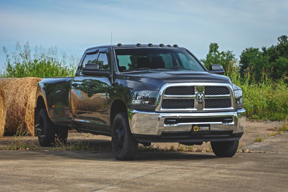 Ram 1500 Classic Power Running Boards - Rough Country - HT-Series, Crew Cab - 2019+